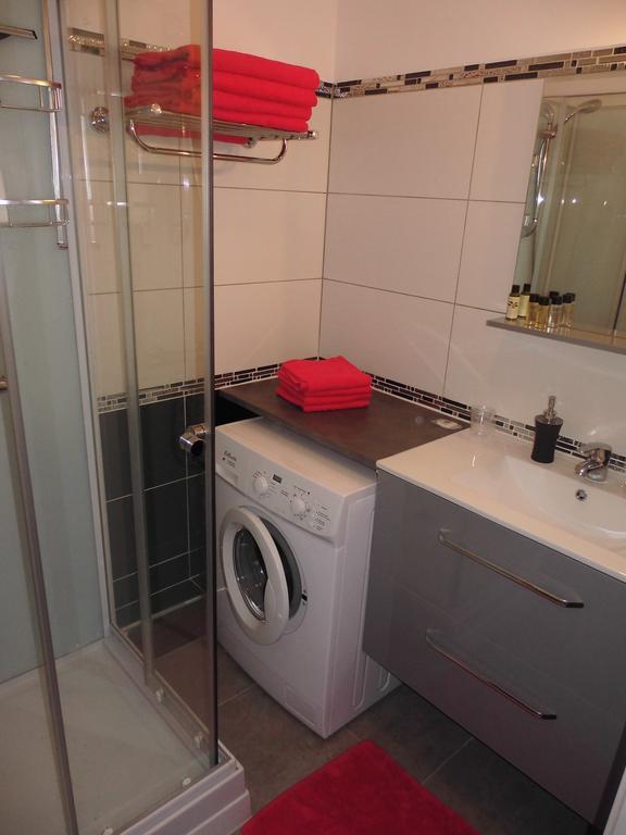 Briget Apartment Chessy  Extérieur photo